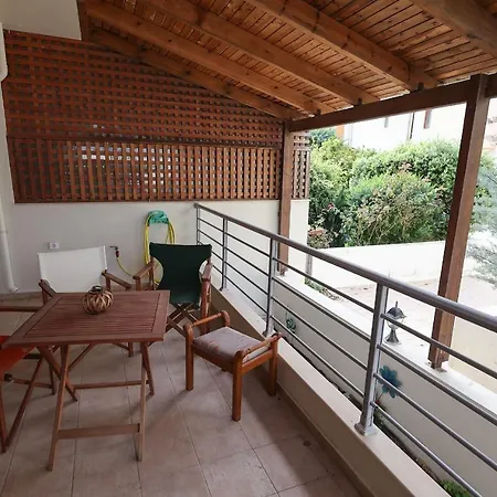 Apartment Alsalos Sea View House